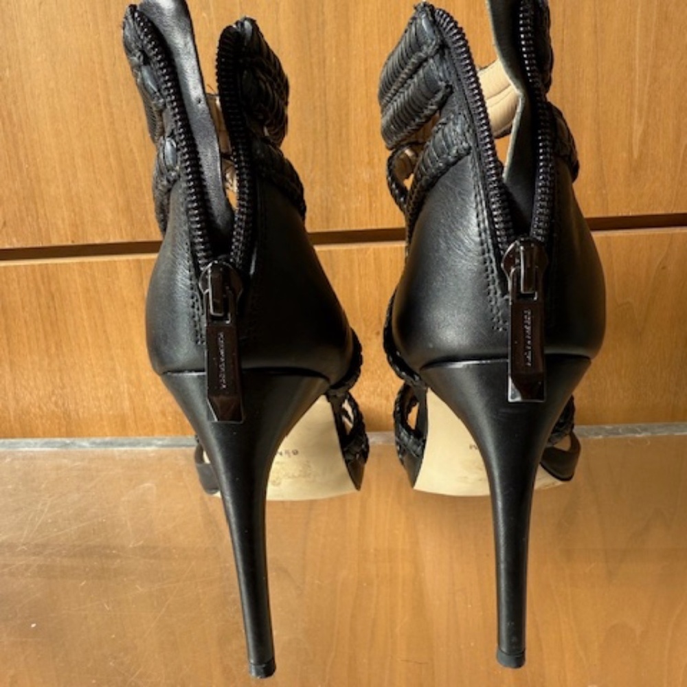 Pre-loved BCBG Black Gladiator Leather Sky High Heel Sandals - Size 6.5 - Picture 4 of 6